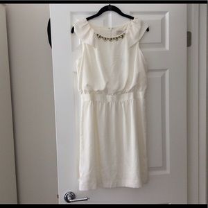 Dress-lovely details